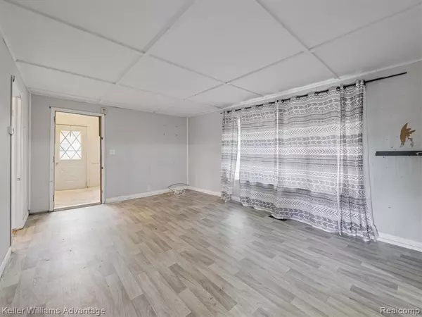 Newport, MI 48166,4777 Elm Street