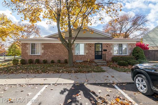 4909 Coventry Street, Royal Oak, MI 48073