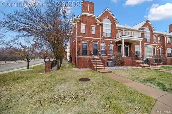 Troy, MI 48084,3293 Newbury Place