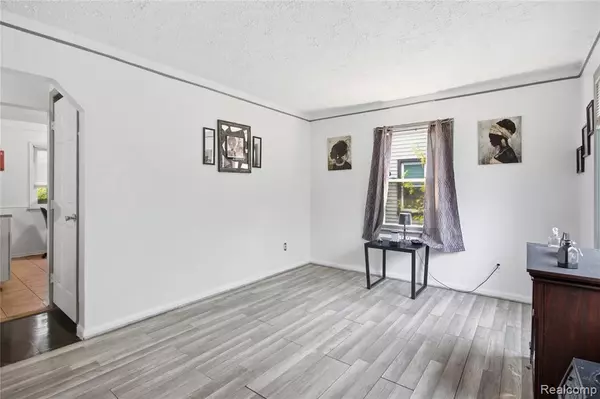 Detroit, MI 48223,15895 Beaverland Street