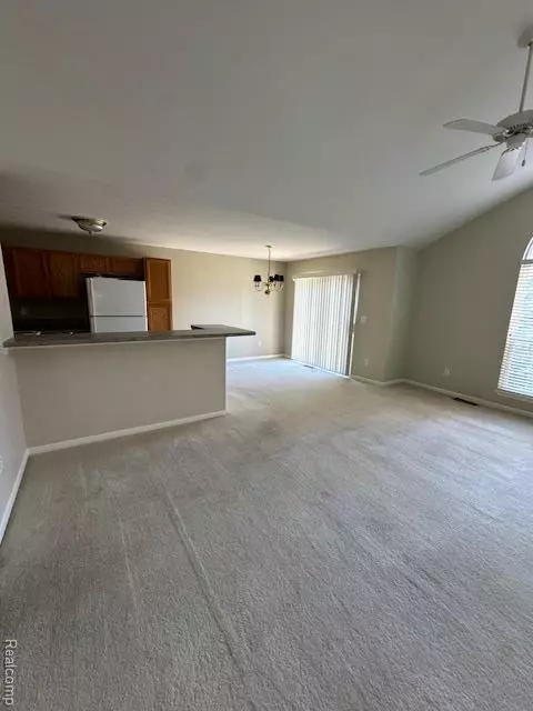 Commerce Twp, MI 48390,12200 Chesapeake Circle