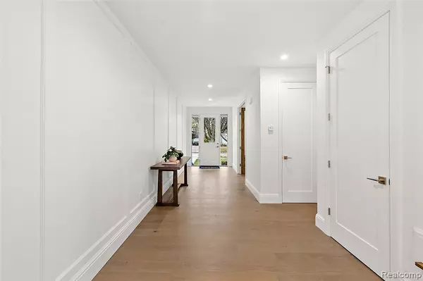 Royal Oak, MI 48073,3532 WOODLAND Avenue