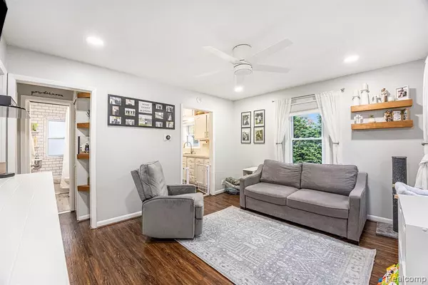 Imlay City, MI 48444,270 Pine Street