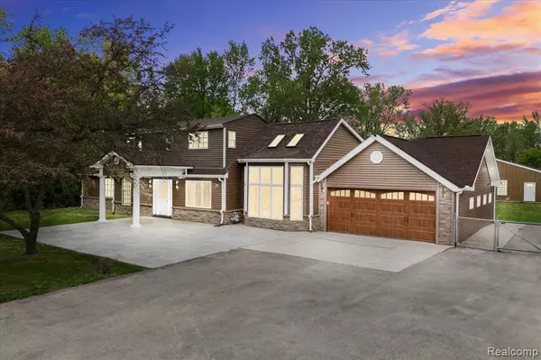 49712 Geddes Road, Canton, MI 48188