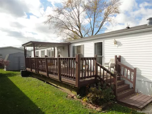 Monroe, MI 48161,1823 Carmel