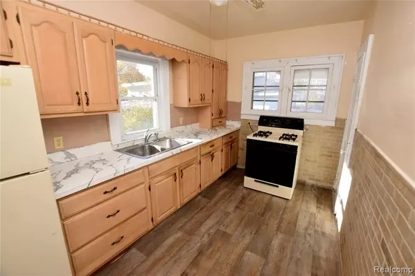 Flint, MI 48503,911 E 7th Street