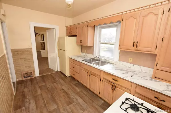 Flint, MI 48503,911 E 7th Street