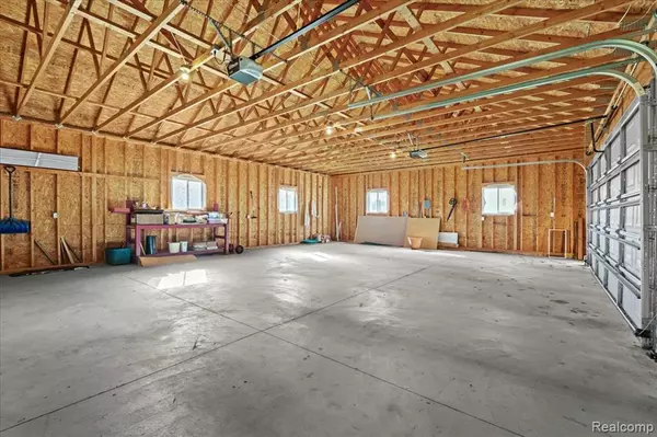 Howell, MI 48855,2795 N Burkhart Road