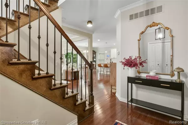 Plymouth, MI 48170,9024 Elmhurst Avenue