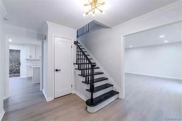 West Bloomfield, MI 48323,5435 Tequesta Drive