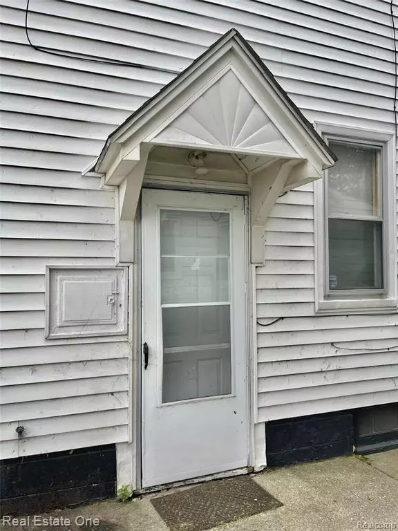 Eastpointe, MI 48021,22145 Gascony Avenue