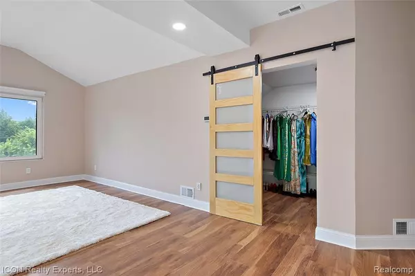 Plymouth, MI 48170,6727 Napier Road