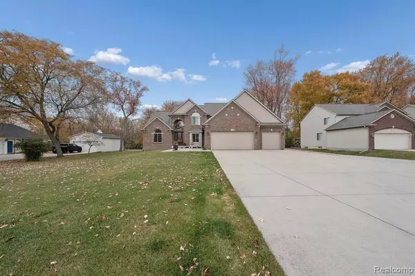 Troy, MI 48083,663 Vanderpool Drive
