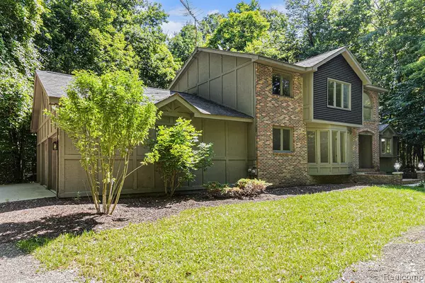 Lapeer, MI 48446,1207 Sugarbush Drive