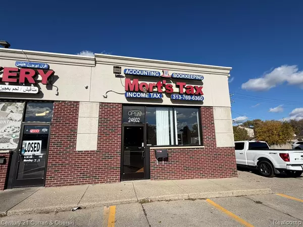 24602 W Warren Ave Street, Dearborn Heights, MI 48127