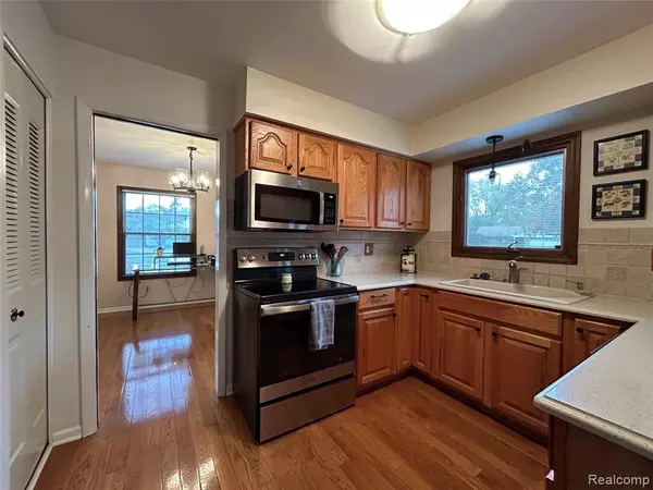 Canton, MI 48187,6838 Bostonhill Lane