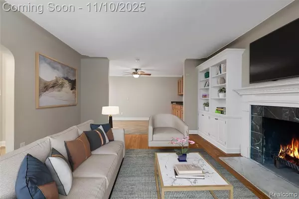 Grosse Pointe Woods, MI 48236,20727 Marter Road