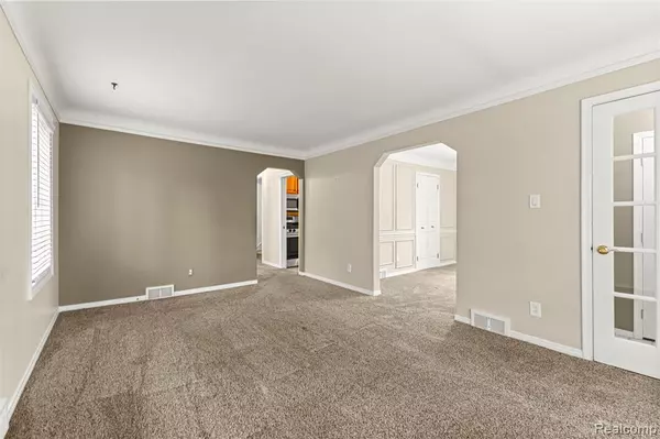 Allen Park, MI 48101,10126 Colwell Avenue