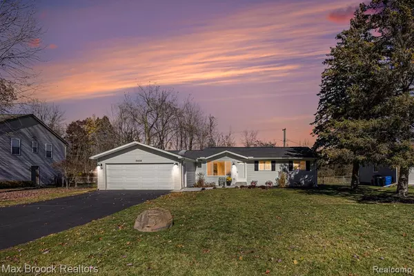 Waterford, MI 48327,6604 Doyon N Drive