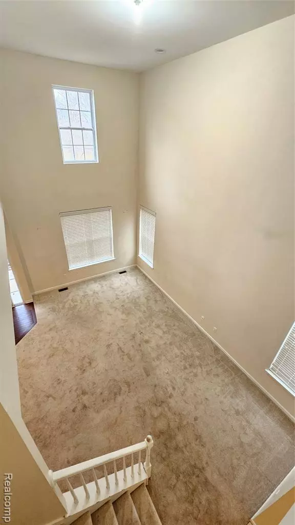 Novi, MI 48377,41594 Mitchell Road