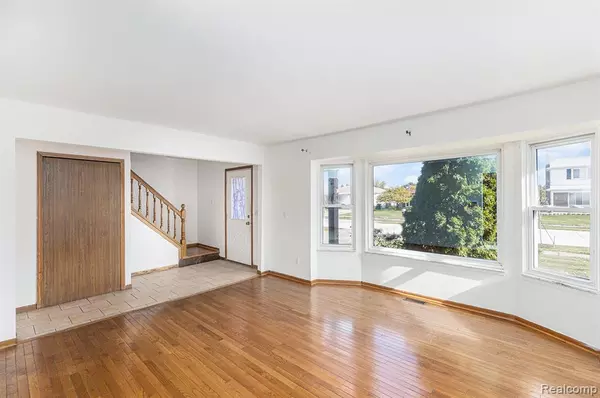 Sterling Heights, MI 48310,38337 Steede Drive