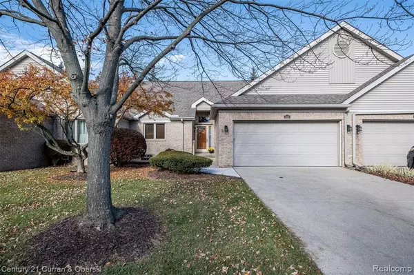 241 Edington Circle, Canton, MI 48187