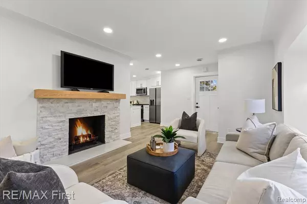 Southfield, MI 48075,21539 Avon Lane