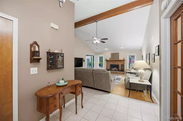 Macomb, MI 48042,53071 Gregory Drive