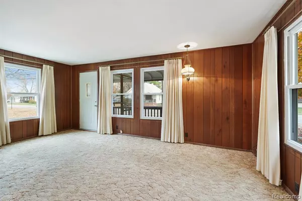 Memphis, MI,81115 Belle River Road