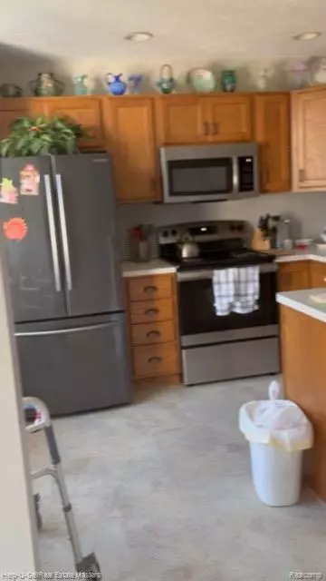 Grand Rapids, MI 49504,2040 Blue Bellway NW