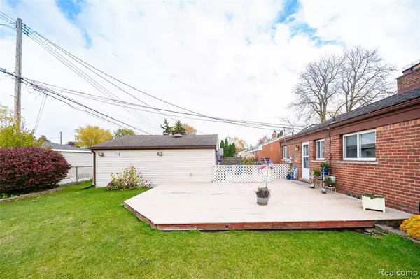 Warren, MI 48092,5247 Lyons S Circle