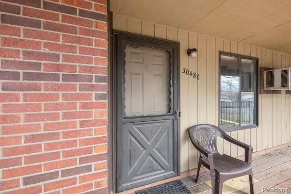 Roseville, MI 48066,30488 Utica Road