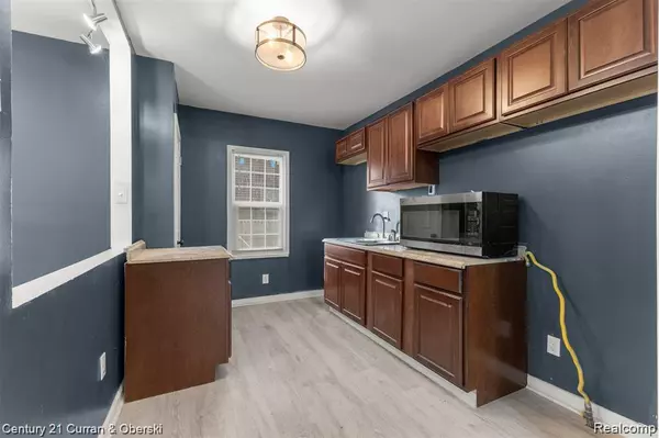 Detroit, MI 48221,16509 Woodingham Drive