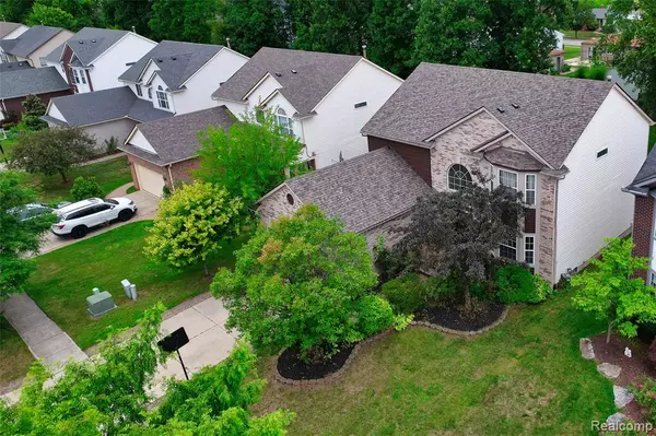 Troy, MI 48083,1387 Hartland Drive