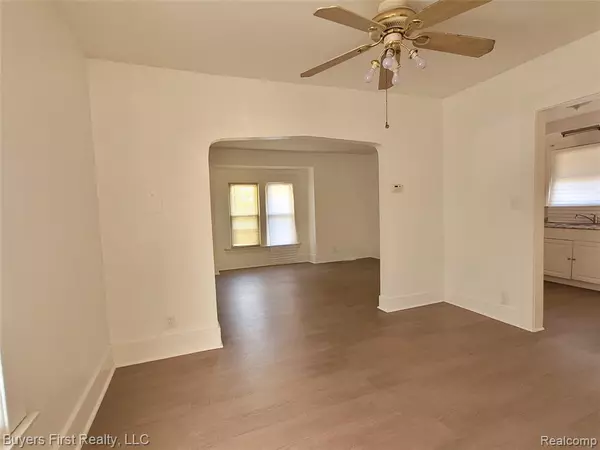 Detroit, MI 48219,17674 Salem Street