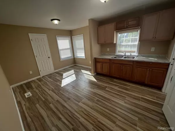 Detroit, MI 48228,9091 Fielding Street