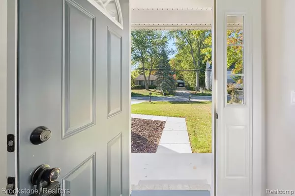 Troy, MI 48083,365 Hartland Dr