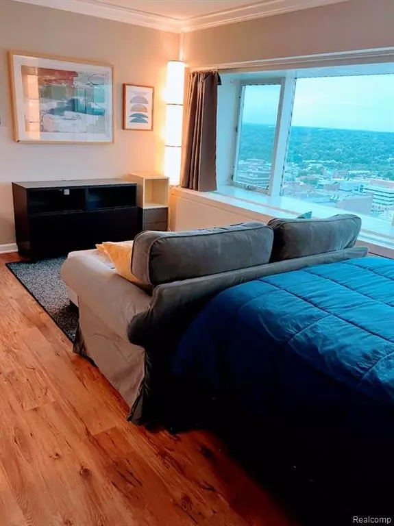 Ann Arbor, MI 48104,555 E WILLIAM Street