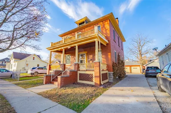 Port Huron, MI 48060,1423 Francis Street