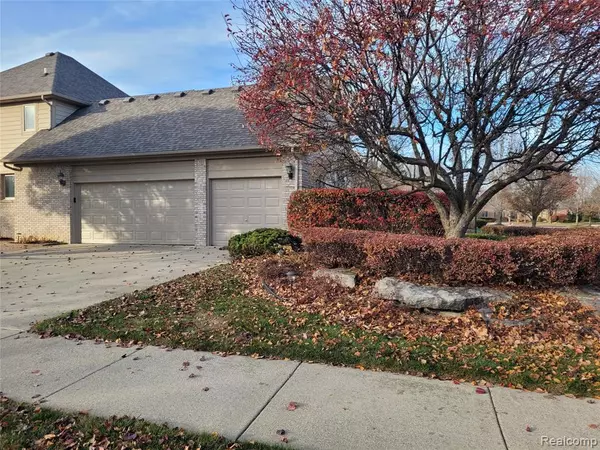 Shelby Twp, MI 48315,48205 Conifer Drive