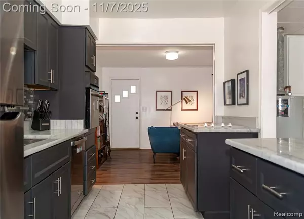 Farmington Hills, MI 48336,21370 Purdue Avenue