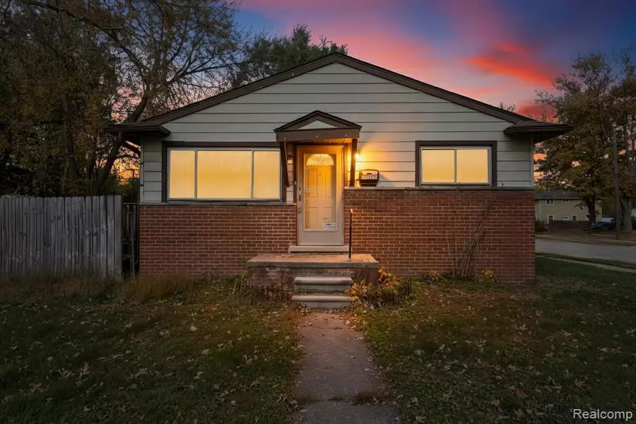 25908 Beverly Road, Taylor, MI 48180