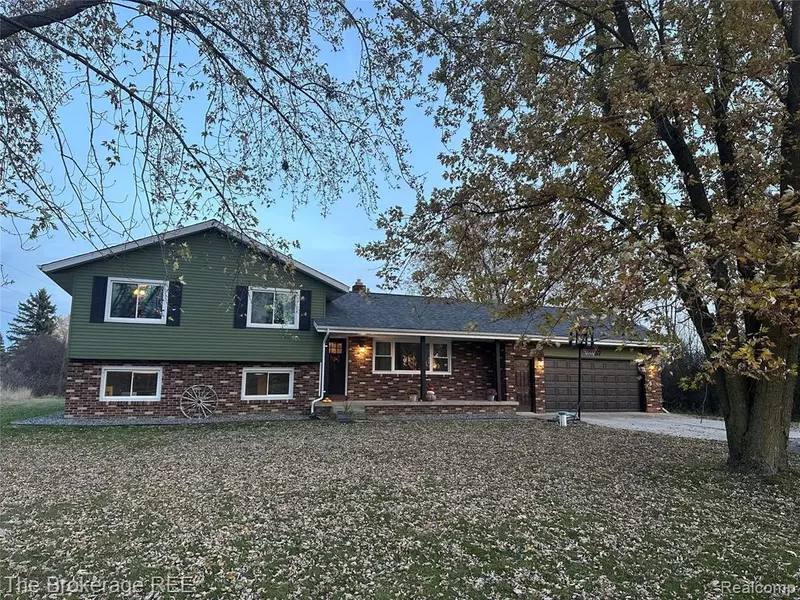 2257 S Oak Road, Davison, MI 48423