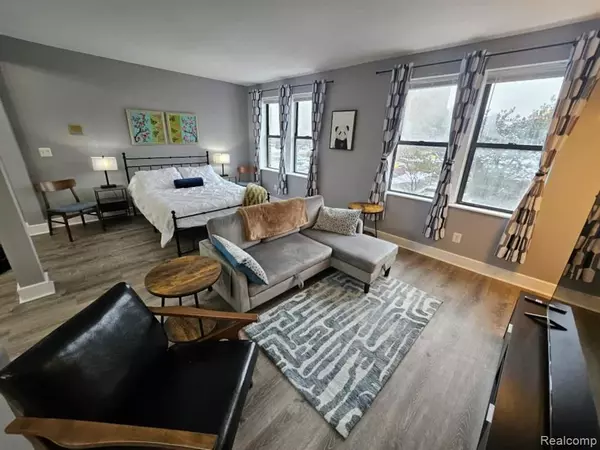 Detroit, MI 48202,7740 3rd Street