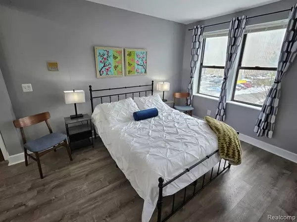 Detroit, MI 48202,7740 3rd Street