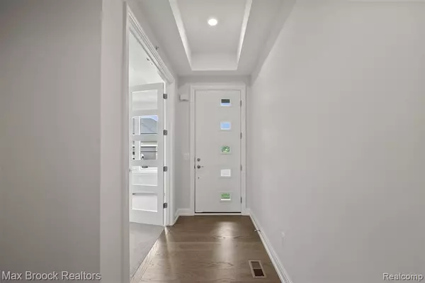 West Bloomfield, MI,7477 Gramercy Circle