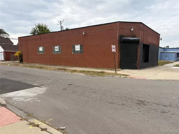 Detroit, MI 48221,18603 W Wyoming S Avenue