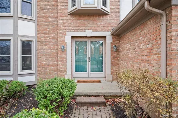 Clinton Twp, MI 48038,19118 Killeen Drive