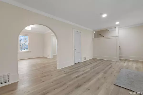 Detroit, MI 48204,8801 Monica Street