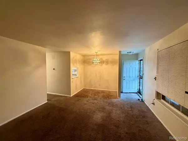 Detroit, MI 48221,20525 Manor Street